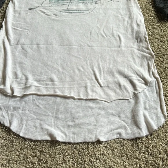 We The Free jersey type T-shirt w/lace. Size S - Picture 5 of 8